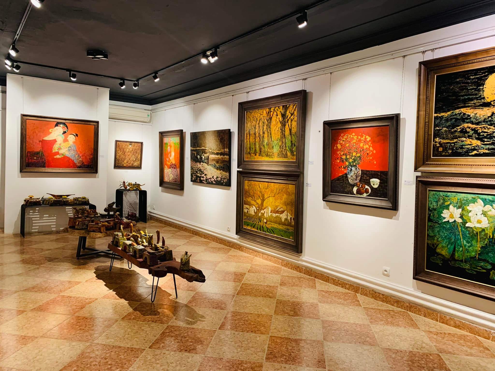 Nguyen Art Gallery - Art Tours in Hanoi