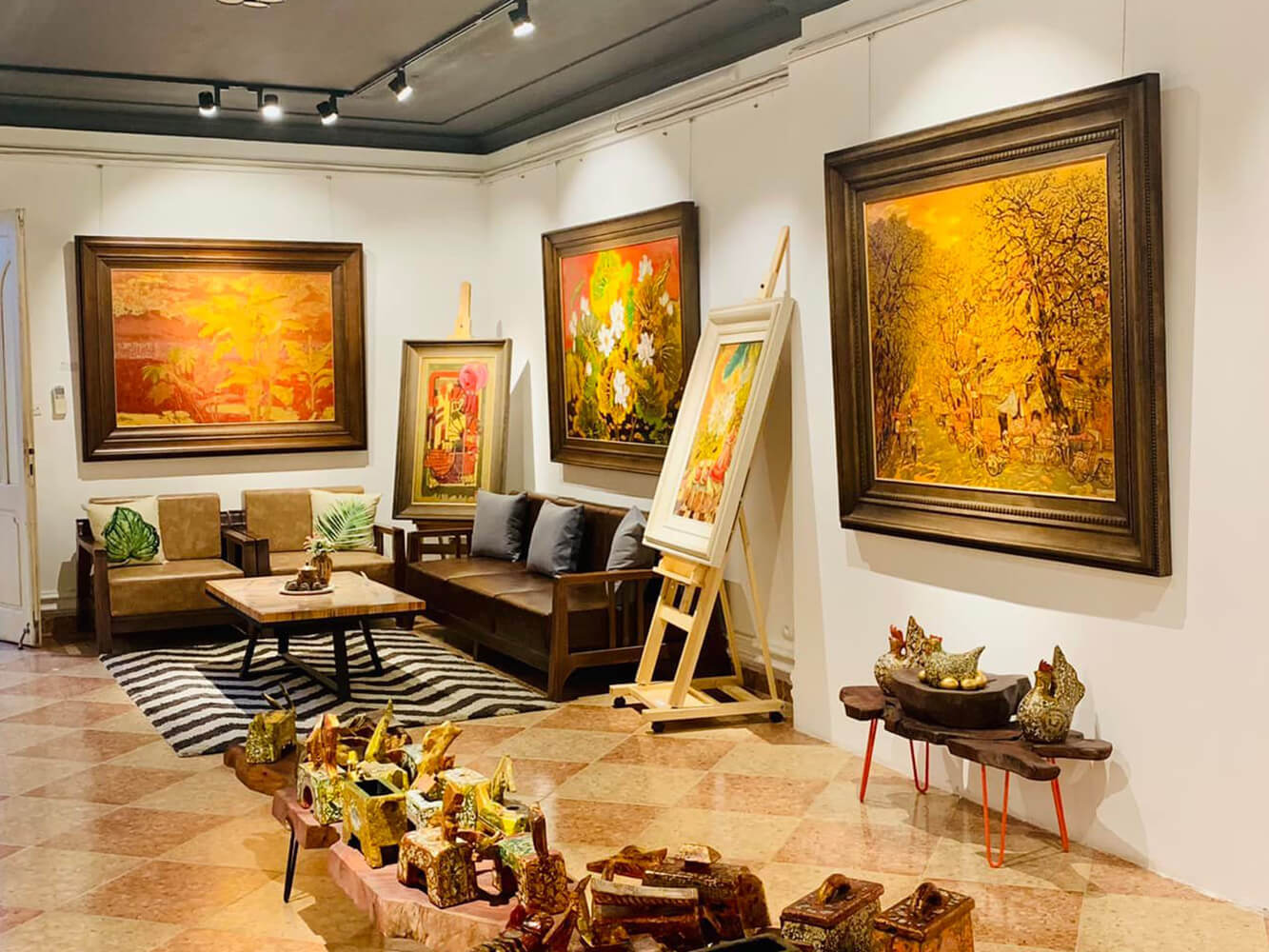 Nguyen Art Gallery - Art Tours in Hanoi