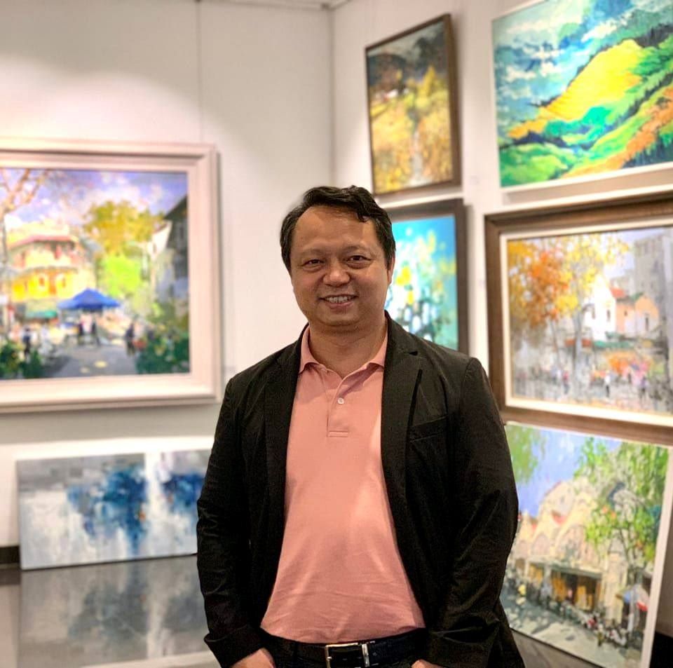 Chat with Hanoi Art Tour Artist